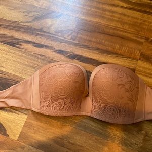 NWT strapless 38E/DD